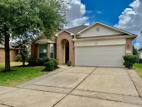 25114 Diamond Ranch Dr Photo 1
