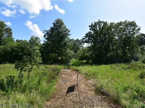 3900 Golden City Rd, Booneville, AR 72927