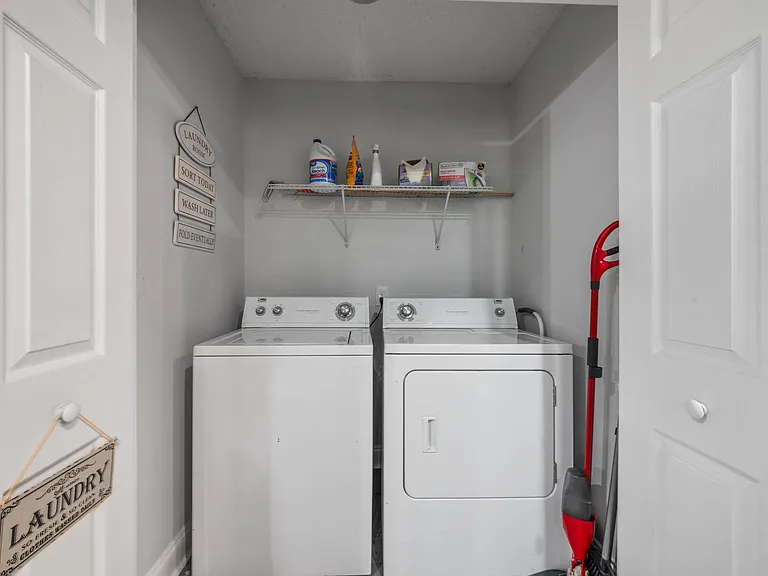 2792 Waters Rd SW — Photo 6