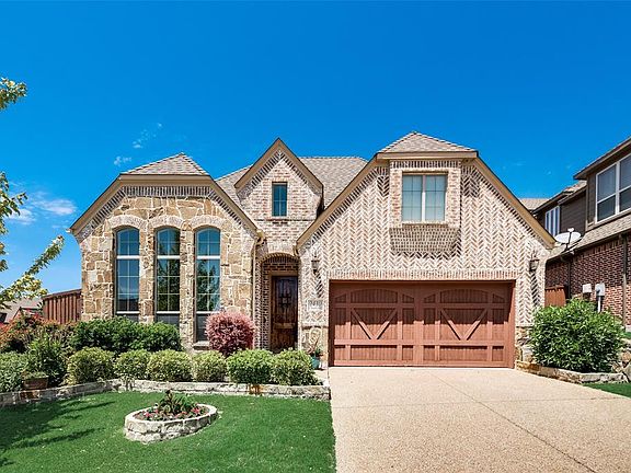 2nd image of 2410 Chadwick Ln