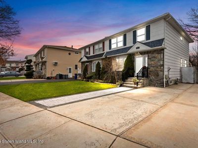 16 Ashwood Ct, Staten Island, NY, 10308