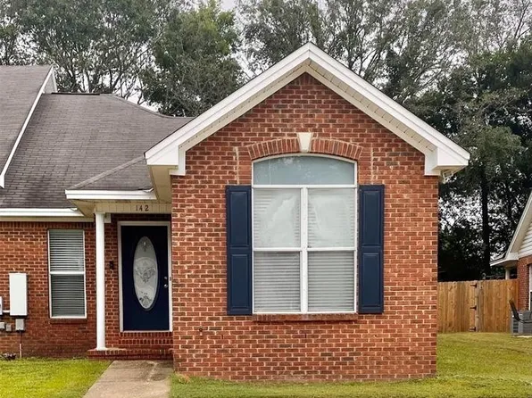 142 James Dr, Millbrook, AL 36054