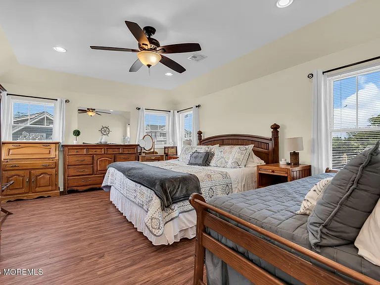319 Arnold Ave — Photo 14