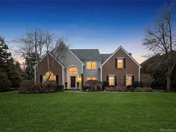 26 Flower Farm Circle, Westport, CT 06880