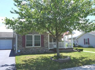 19 Random Rd, Douglassville, PA 19518