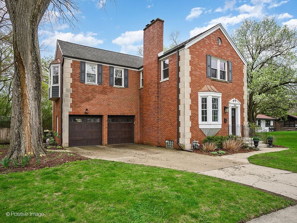 1st image of 305 Maplewood Rd