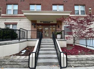 118 S Washington St #117B, Green Bay, WI 54301