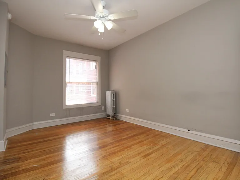 1342.5 W Argyle St #2E — Photo 9