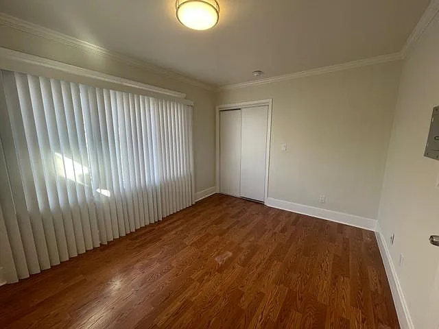 410 Maple Ave #2 — Photo 2
