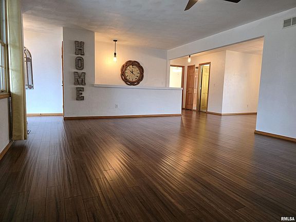5th image of 2110 Mariana Dr
