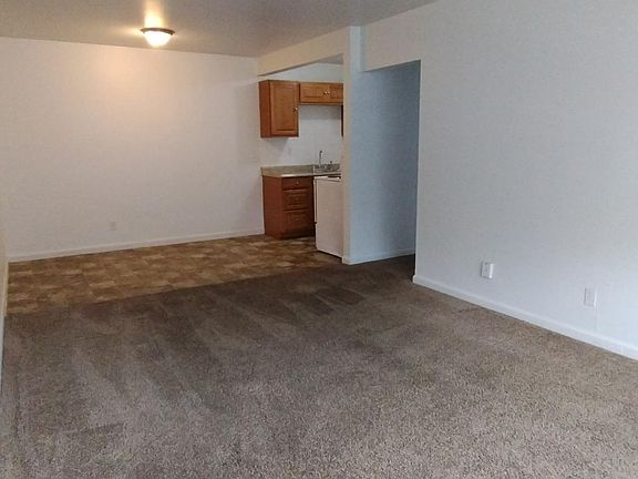 3rd image of 316 Dair Ave APT 6