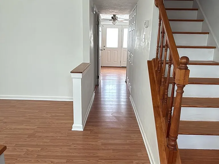 3368 Longbow Ct — Photo 10