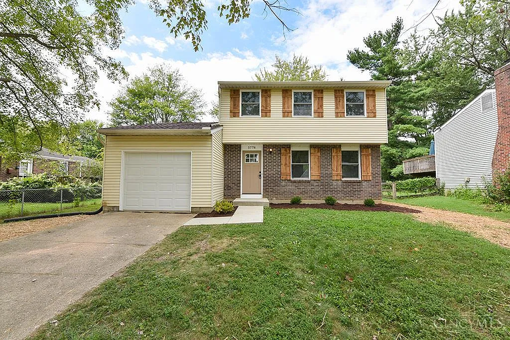 5778 Tall Oaks Dr photo 1