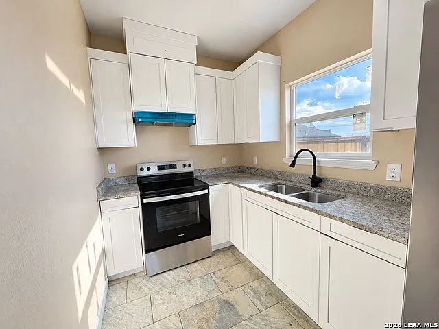 2 bed, 1.0 bath, 882 sqft, $1,100 — Photo 3