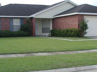4912 Wood Forest Dr, Marrero, LA 70072