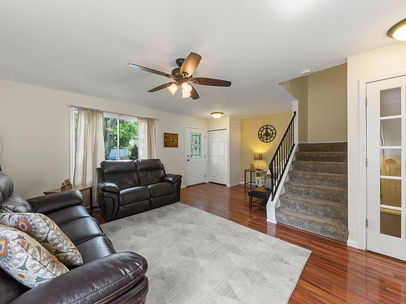 5th image of 1142 Greensfield Dr