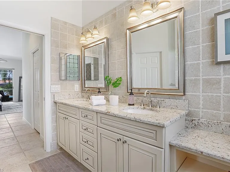 7699 Groves Rd — Photo 19