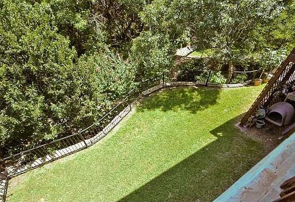 4th image of 11205 Sacahuista Ct