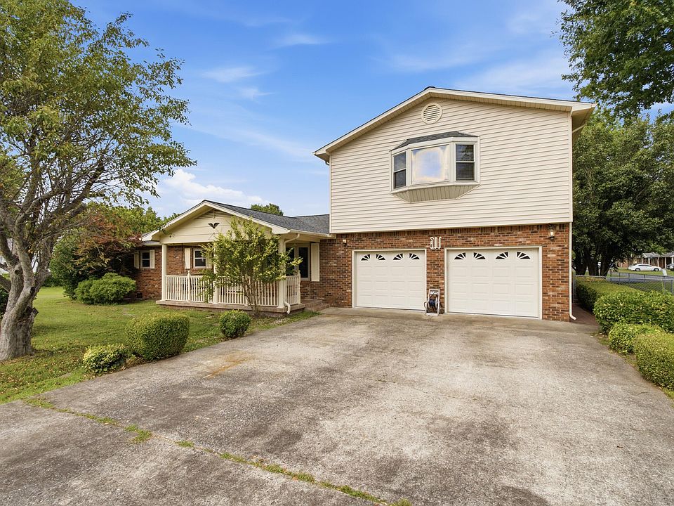 1st image of 205 Sharon Dr