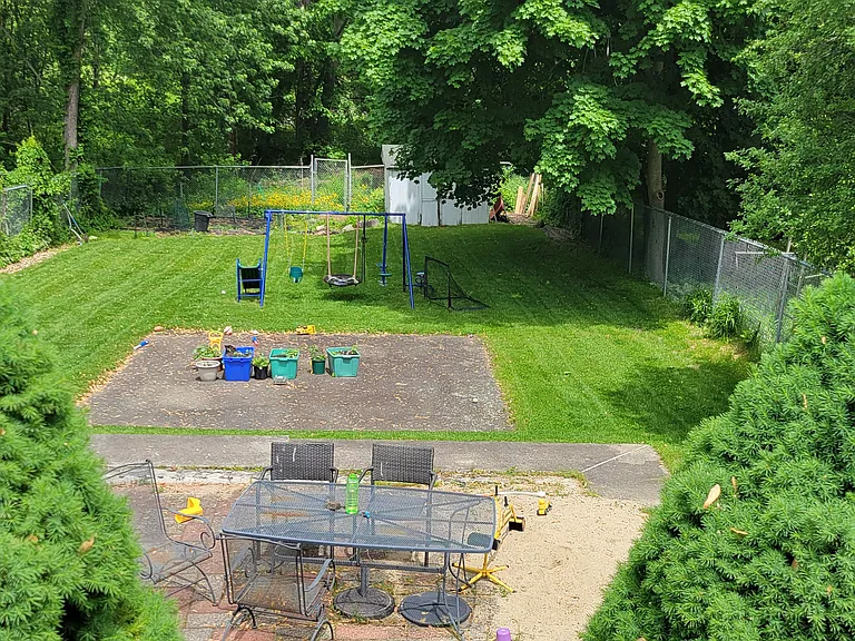 30 Grapevine Ave — Photo 15