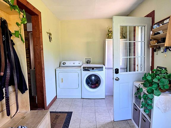 5th image of 11340 Itasca St