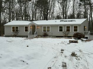 22 River Locks Rd, Kennebunk, ME 04043