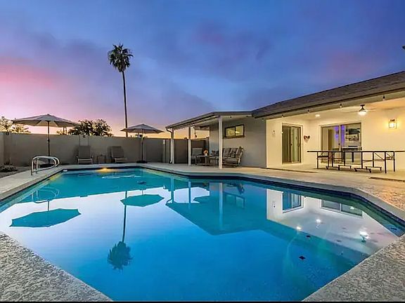 5th image of 1101 E Balboa Dr