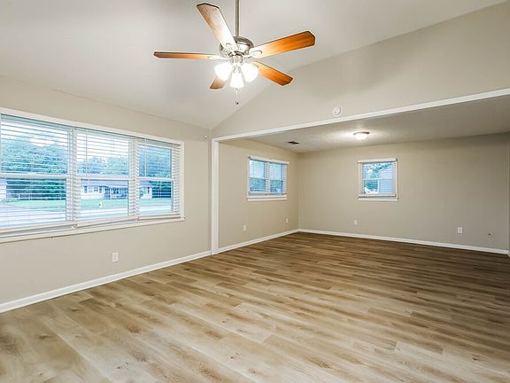 4th image of 7303 Dunkirk Ln