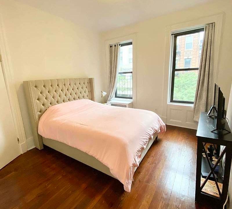 1st image of 218 E 85th St #5EF