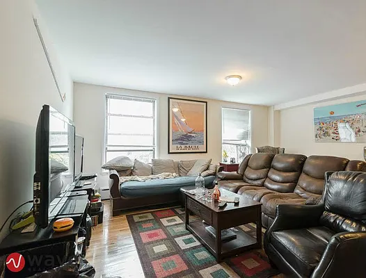 Rented by Wave Real Estate Group | media 46