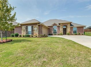 106 Harley Meadows Cir, Venus, TX 76084
