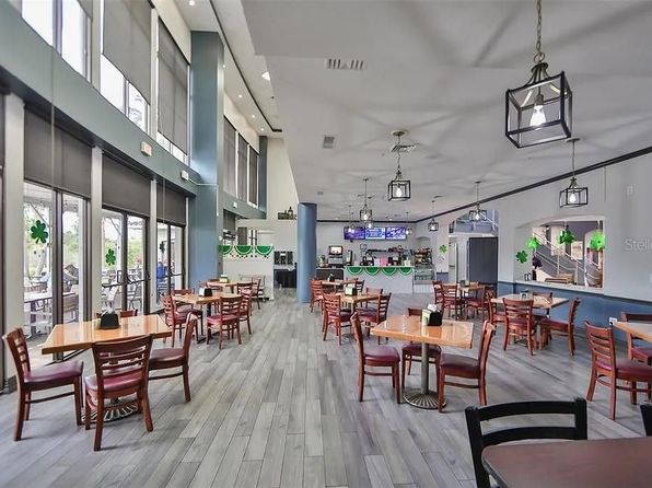 1102 Halton Ct #1102