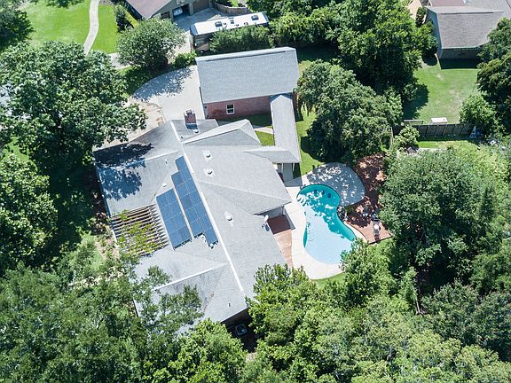 4th image of 631 Bonilace Cir