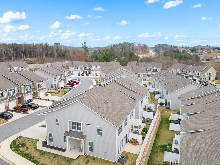 51 Ravens Ridge Rd — Photo 34