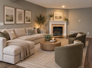 909 Garden Way #915, Harrisonville, MO 64701