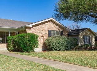 7041 Kingsbury Dr, Dallas, TX 75231