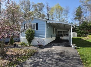 16 Holly Hill Ln, Marlborough, MA 01752