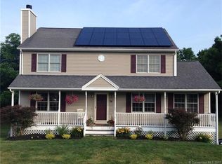 34 Valerie Ct, Hamden, CT 06514