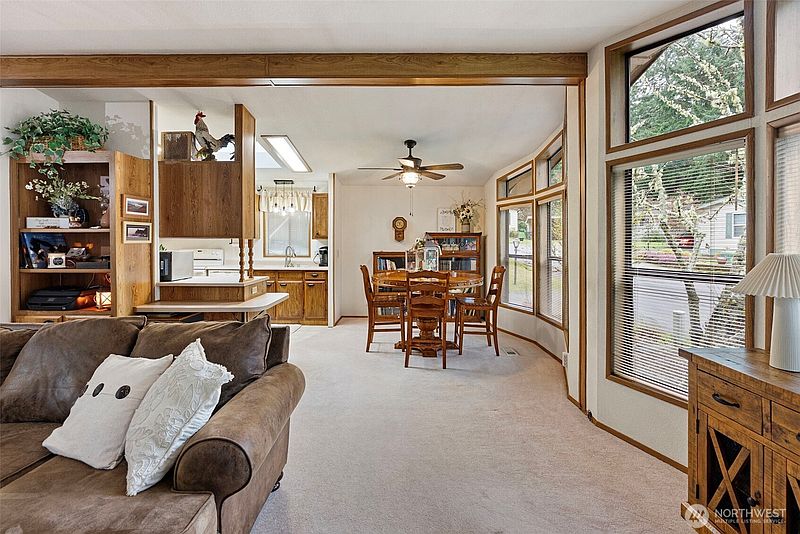 5th image of 10414 Peacock Hill Avenue #16