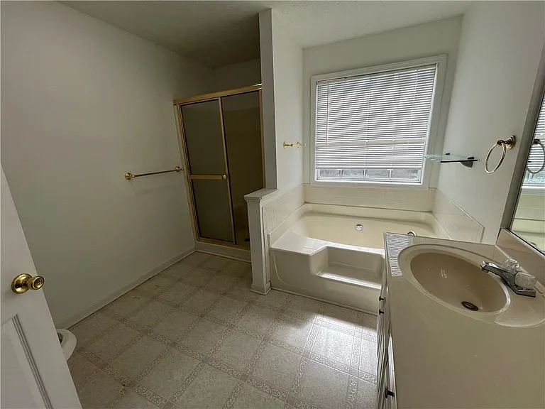 54 Oxford Brook Way — Photo 21