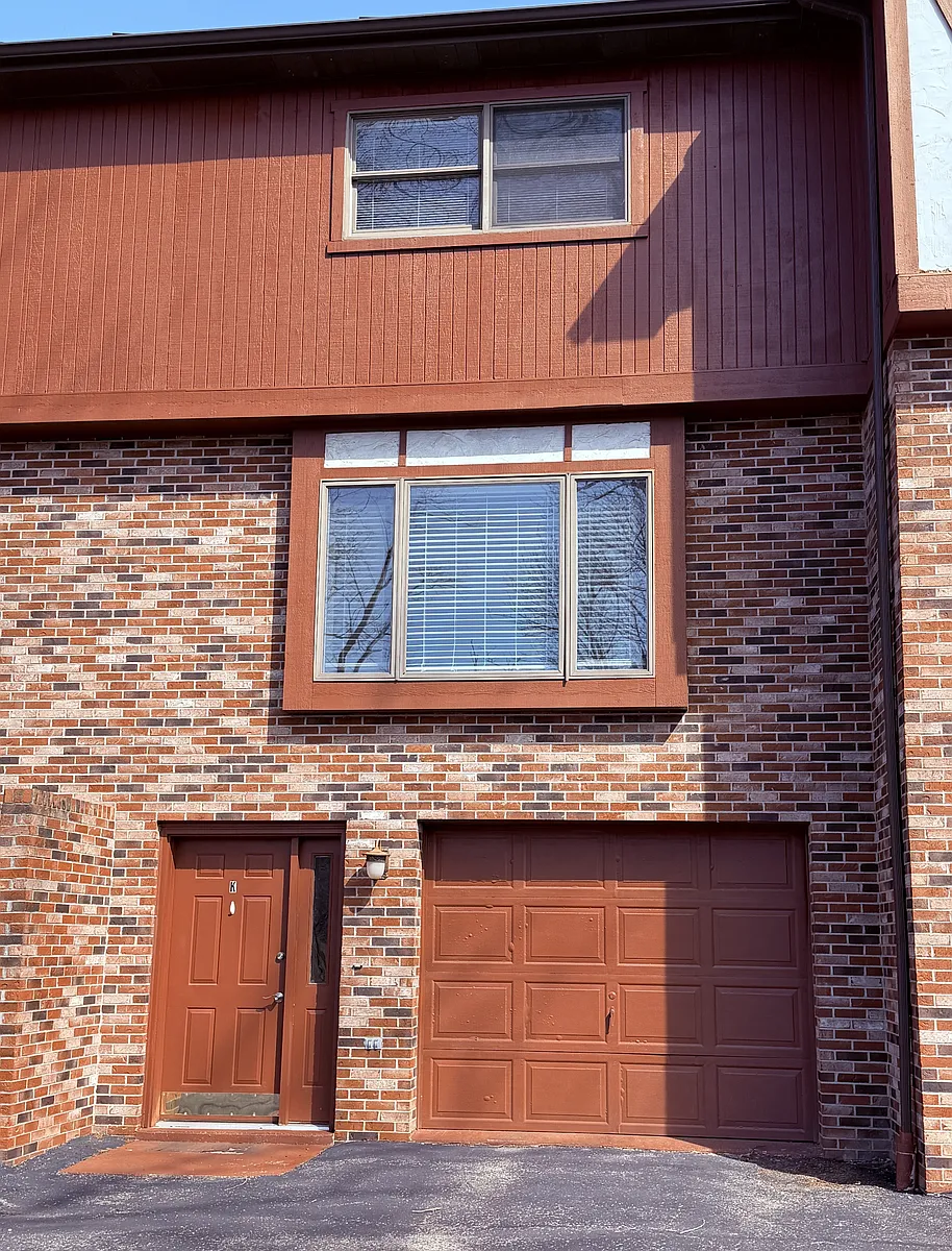 207K - 207K Pleasant Valley Rd