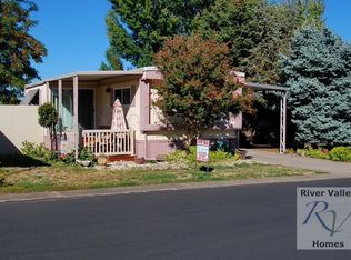 301 Freeman Rd UNIT 8, Central Point, OR 97502