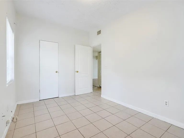 107 Garrison Dr — Photo 17