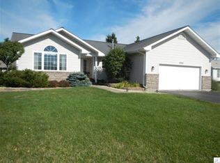 2341 Apple Ridge Dr, Duluth, MN 55811