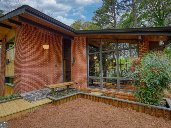 151 Rockmart Dr SW, Atlanta, GA 30314