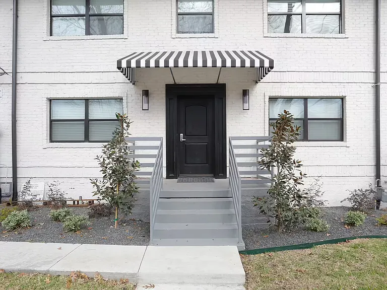 5609 Ross Ave — Photo 22