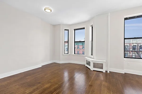 Rented by Halstead Real Estate | media 7