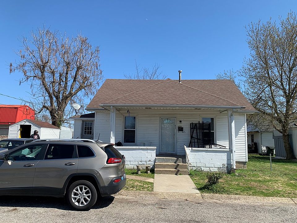 2nd image of 421 Monarch St