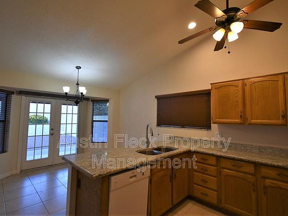 3rd image of 5616 E Encanto St