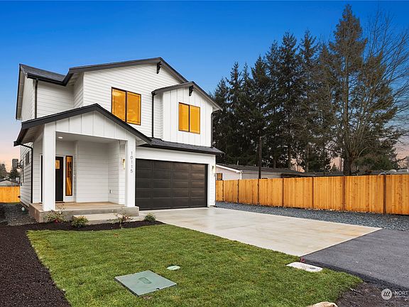 3rd image of 10115 12th Avenue E